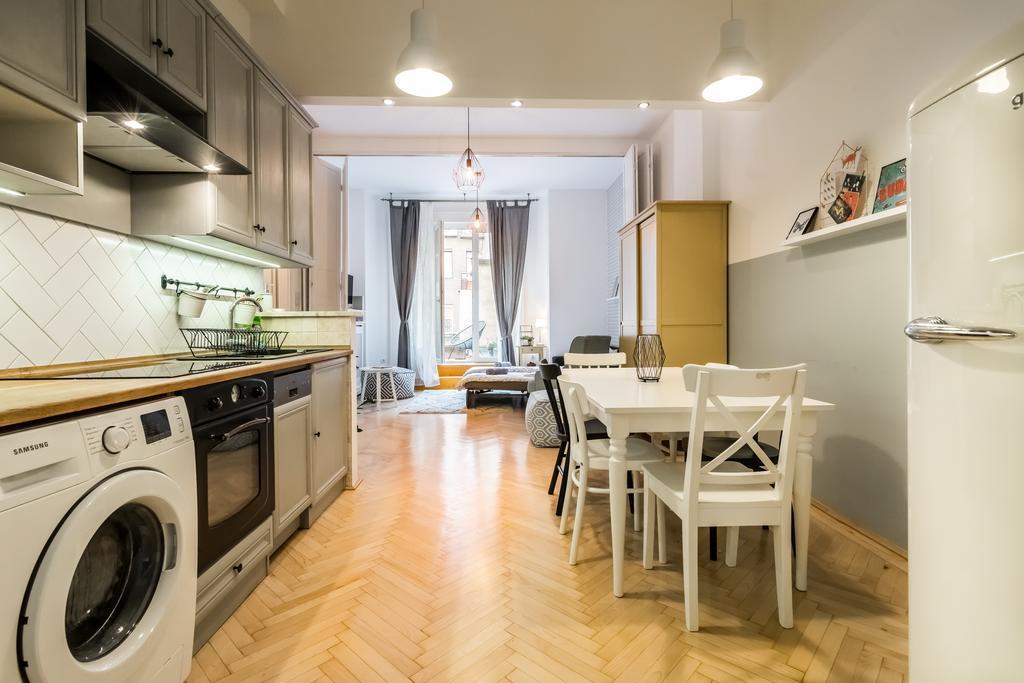 Bpr Charming Design Apartment With Balcony, A/C ブダペスト エクステリア 写真