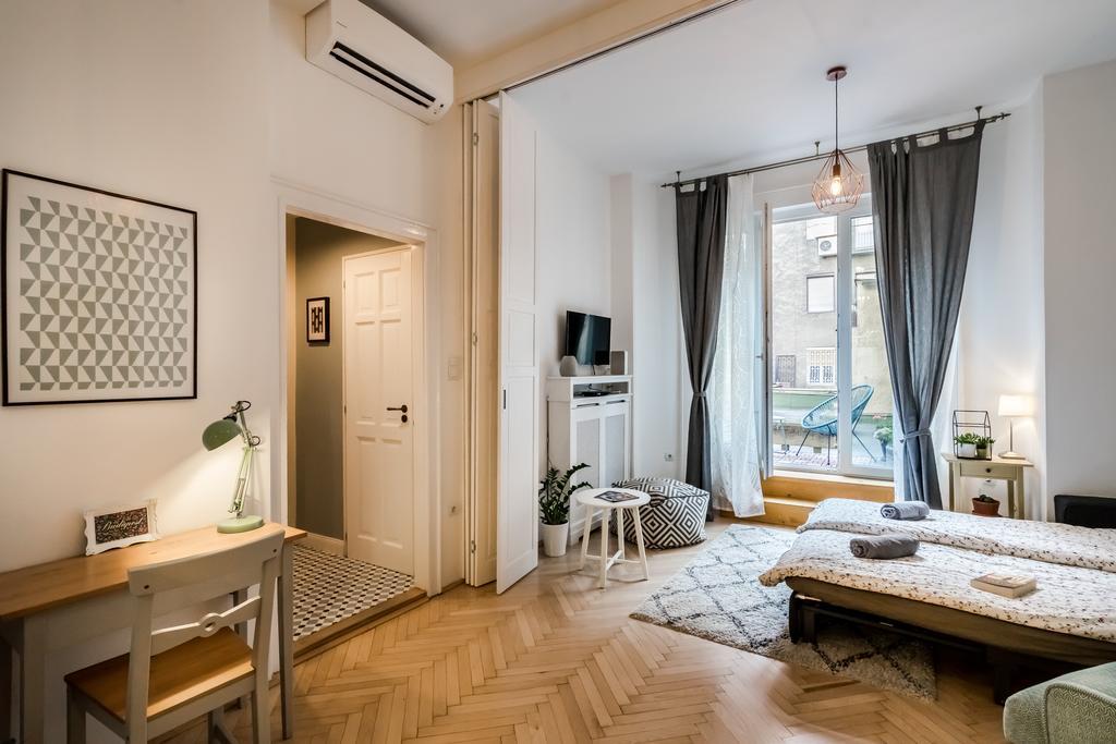 Bpr Charming Design Apartment With Balcony, A/C ブダペスト エクステリア 写真