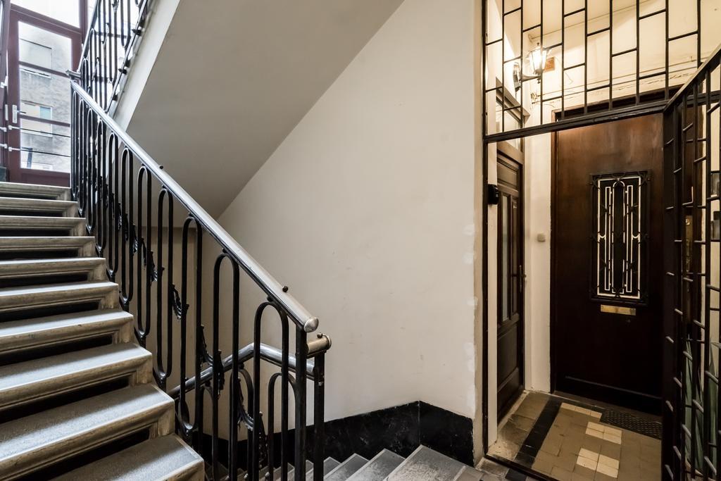 Bpr Charming Design Apartment With Balcony, A/C ブダペスト エクステリア 写真